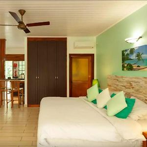La Digue Self-Catering Apartments